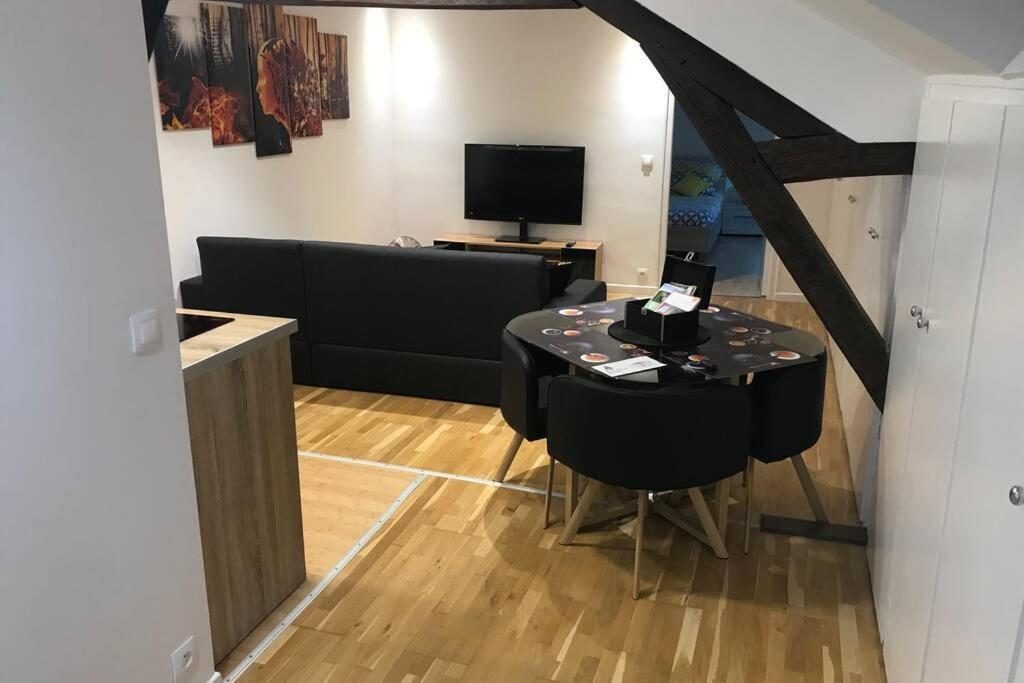 Appartement hyper centre Charleville-Méziéres Esterno foto